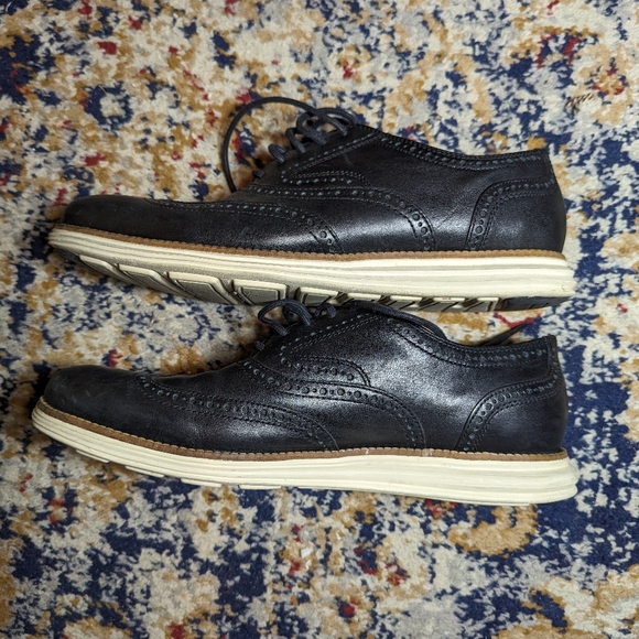 Cole Hann Grand Original Wing tip shoe - Picture 3 of 7